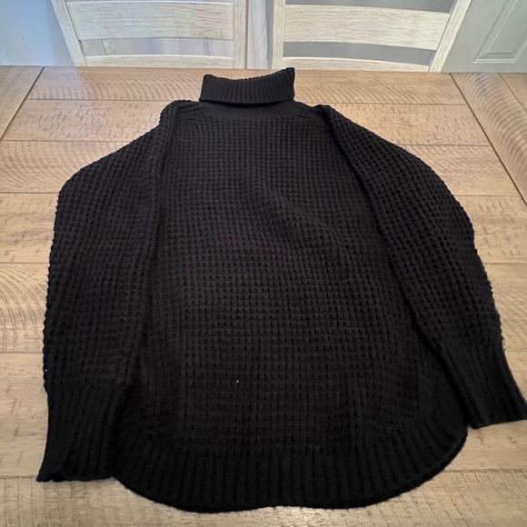SHEIN Sweaters - Turtleneck Sweater